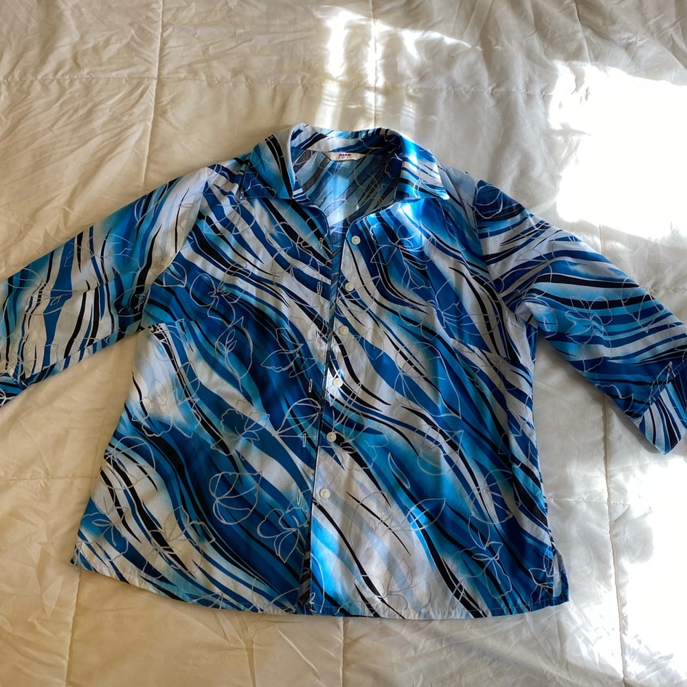 Funky 00s patterned, women's button up top